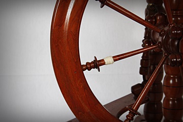 Detalle de rueda de rueca antigua